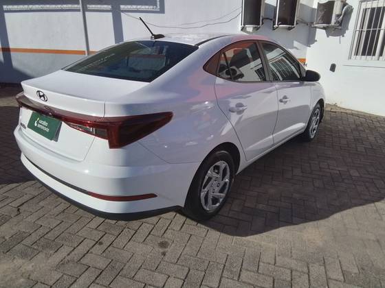 HYUNDAI HB20S 1.0 12V FLEX COMFORT PLUS MANUAL